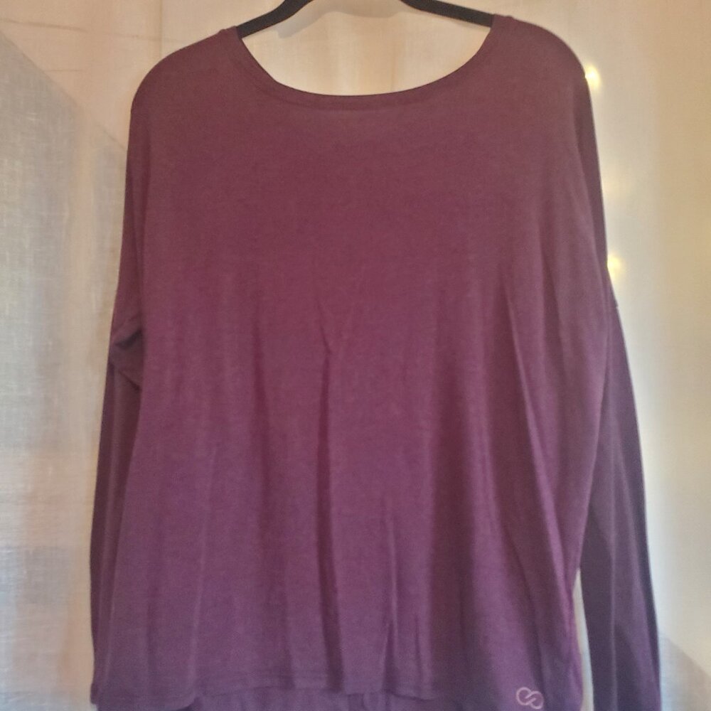 Calia long sleeve exercise shirt, vented back, medium